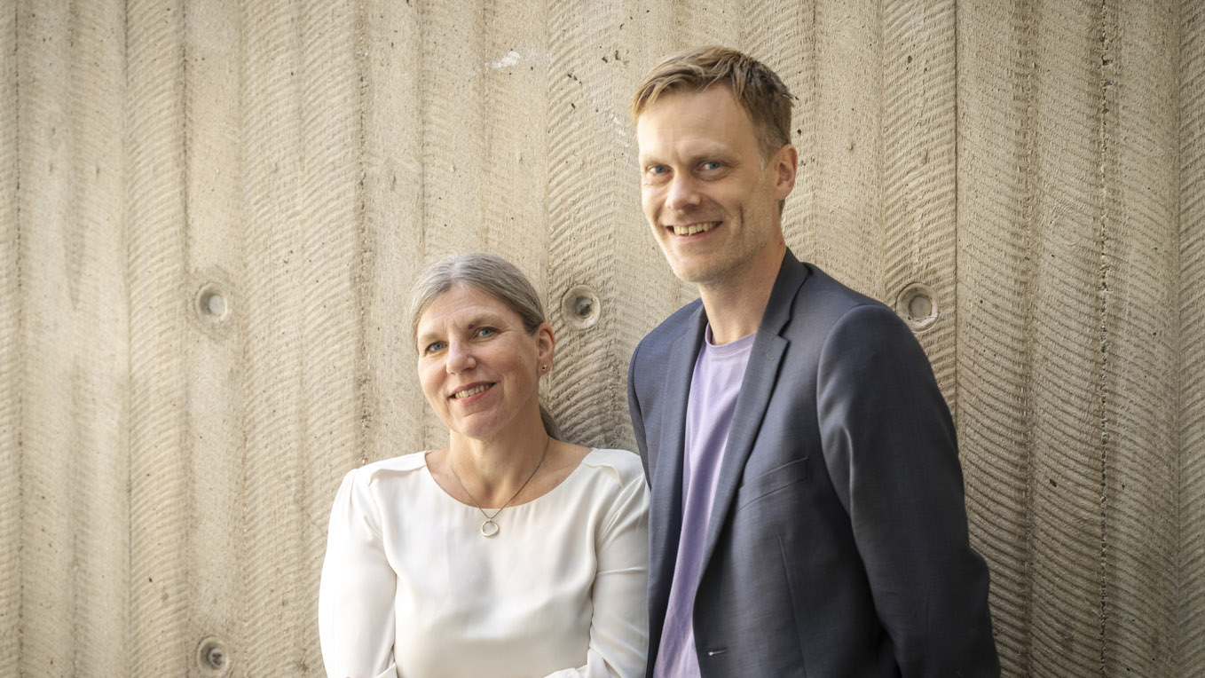 Dan Adolphson Björck, pensionsekonom och Maria Eklund, kommunikationsansvarig 